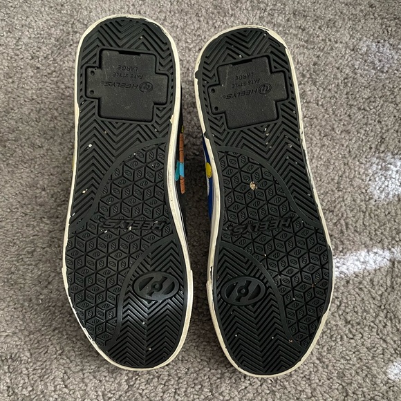 Custom Hand Painted Heelys - Picture 7 of 10